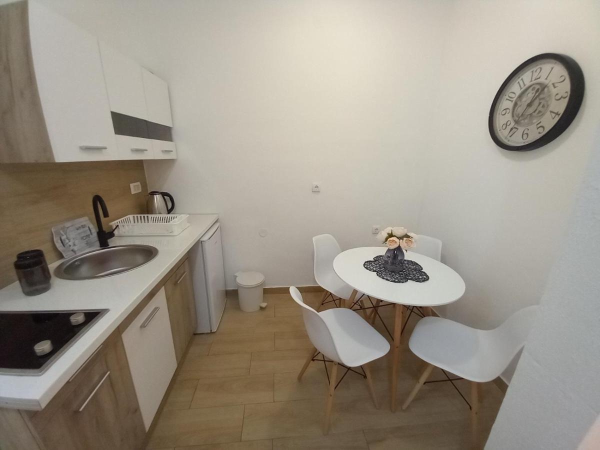 Casa Apartments, One-Bedroom Apartment บุดวา ภายนอก รูปภาพ